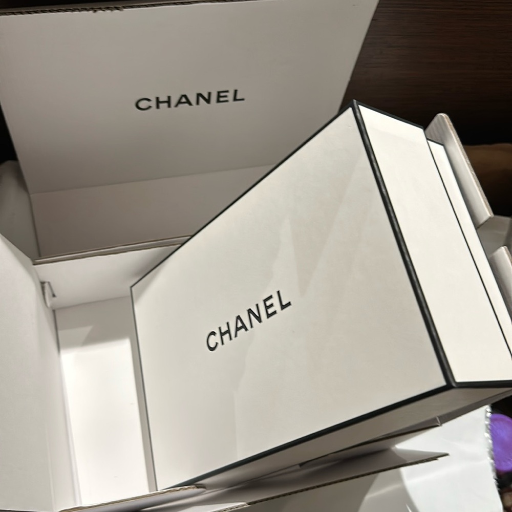 Chanel beauty package and box
